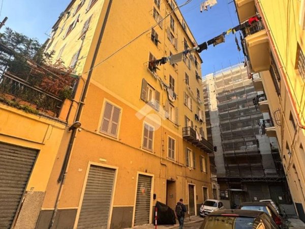 appartamento in vendita a Genova in zona Sampierdarena