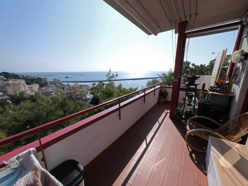 appartamento in vendita a Genova in zona Pegli