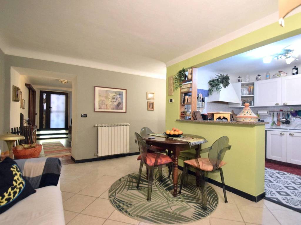 appartamento in vendita a Genova in zona Castelletto