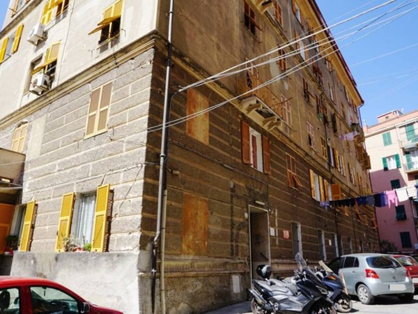 appartamento in vendita a Genova in zona Sampierdarena