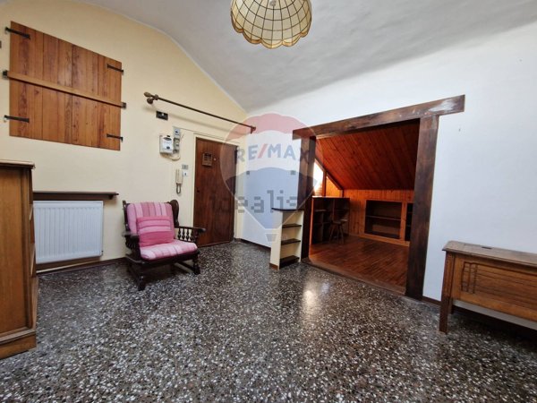appartamento in vendita a Genova in zona Sestri Ponente