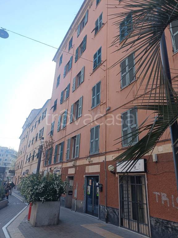 appartamento in vendita a Genova in zona Cornigliano