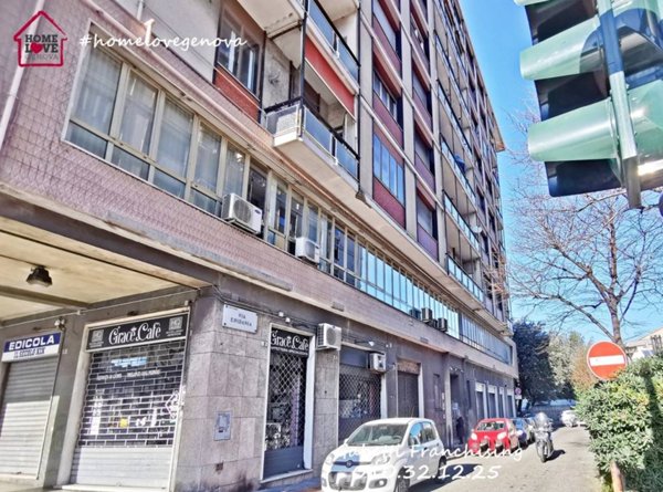 appartamento in vendita a Genova in zona Sampierdarena