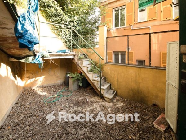 appartamento in vendita a Genova in zona Quezzi