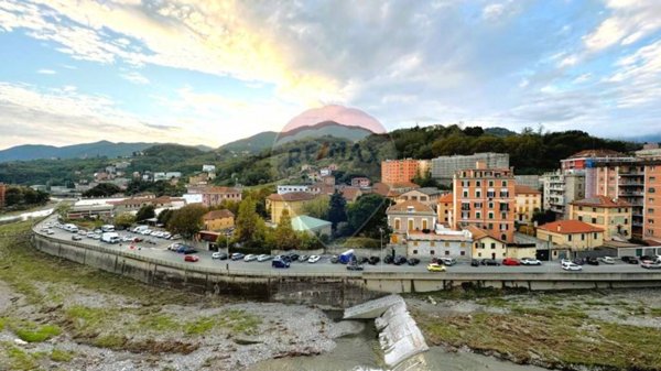 appartamento in vendita a Genova in zona Pontedecimo