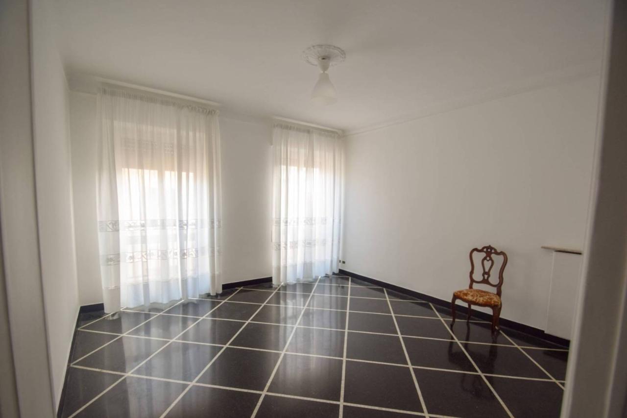 appartamento in vendita a Genova in zona Pegli
