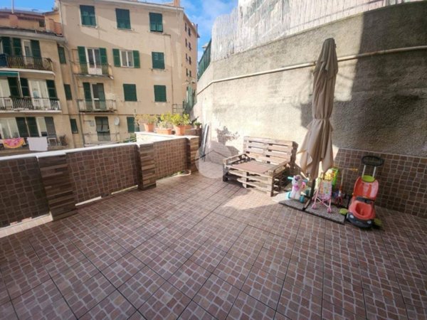 appartamento in vendita a Genova in zona Certosa
