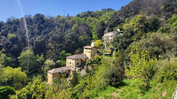 appartamento in vendita a Genova in zona Voltri
