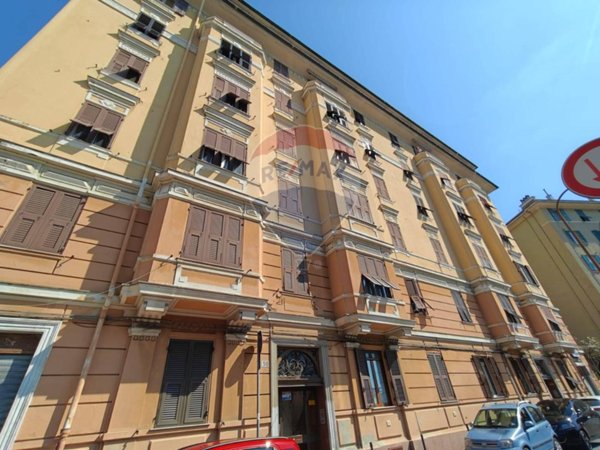 appartamento in vendita a Genova in zona San Benigno