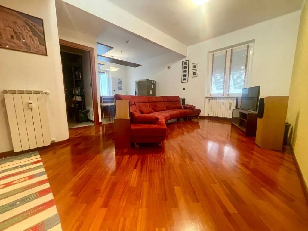 appartamento in vendita a Genova in zona Pontedecimo