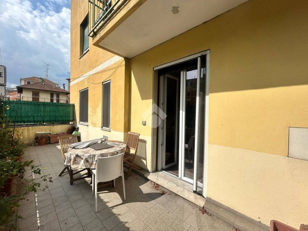appartamento in vendita a Genova in zona Pontedecimo