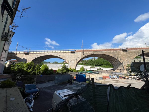 appartamento in vendita a Genova in zona Rivarolo