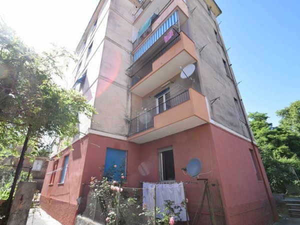 casa indipendente in vendita a Genova in zona Voltri
