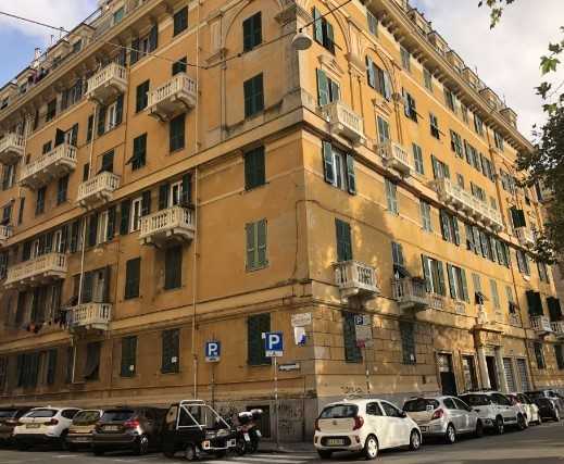 appartamento in vendita a Genova in zona Marassi