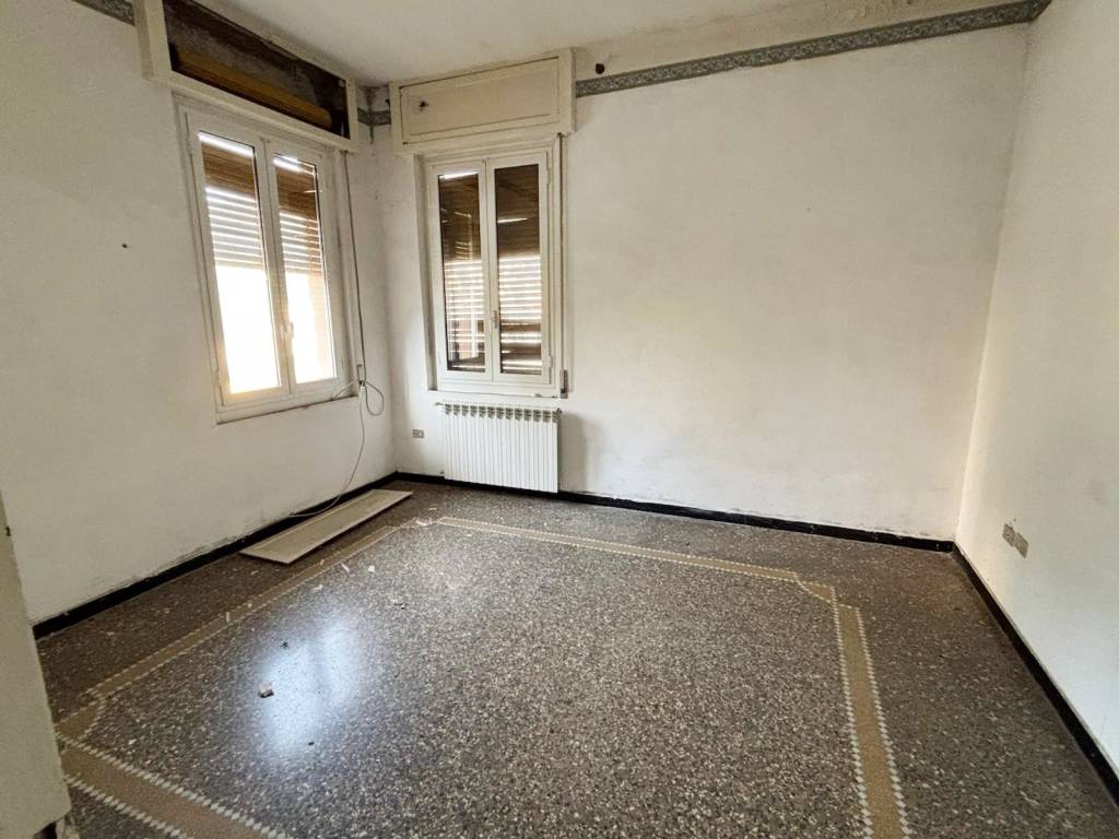 appartamento in vendita a Genova in zona Molassana