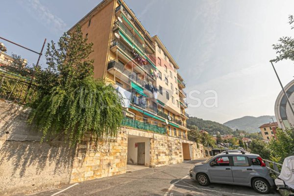 appartamento in vendita a Genova in zona Struppa