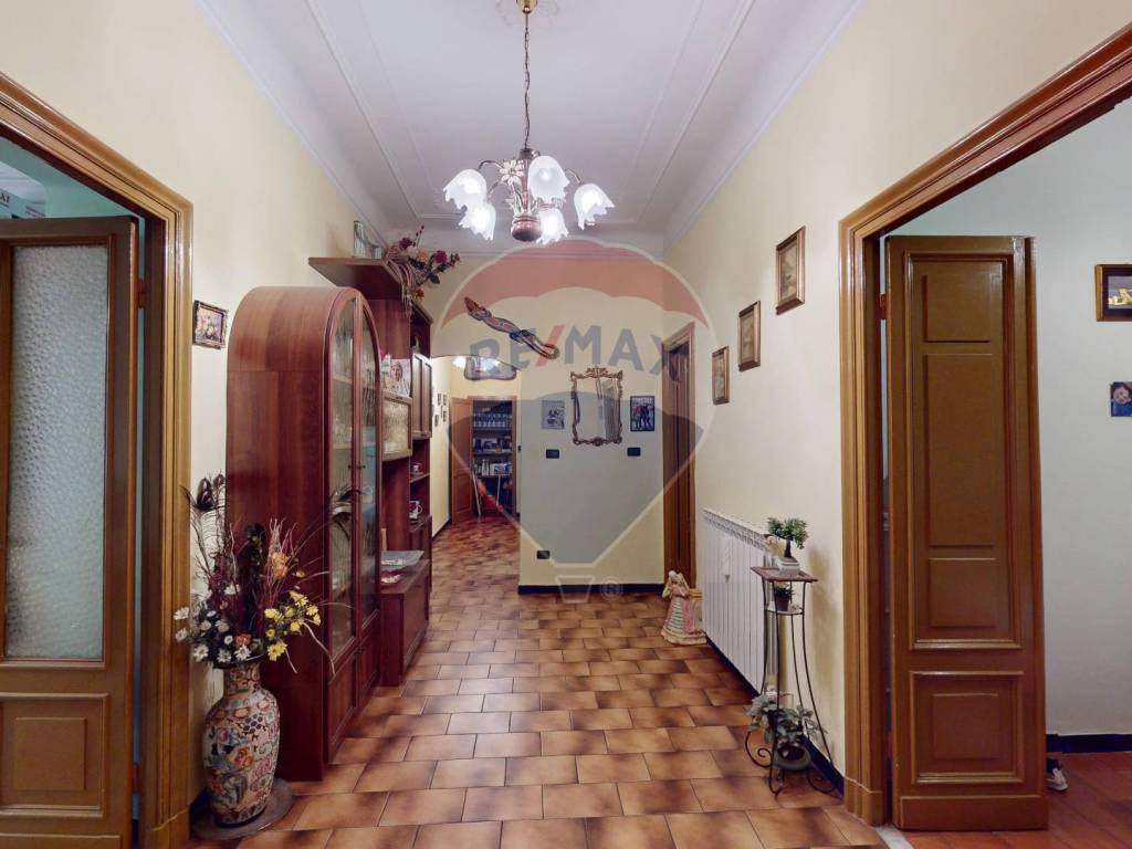 appartamento in vendita a Genova in zona Bolzaneto