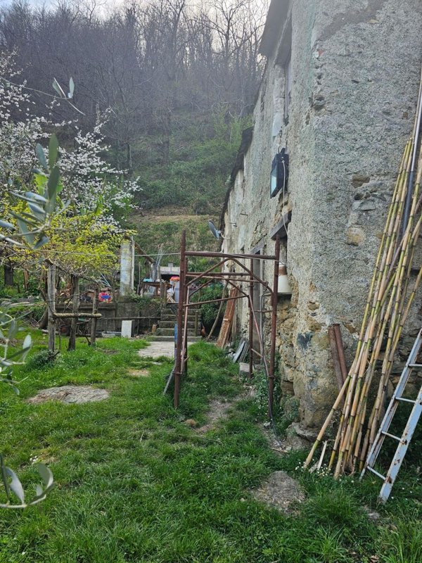 appartamento in vendita a Genova in zona Pegli
