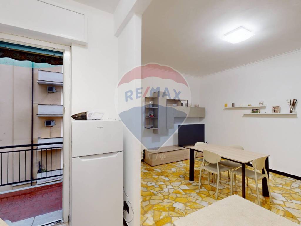 appartamento in vendita a Genova in zona Sestri Ponente