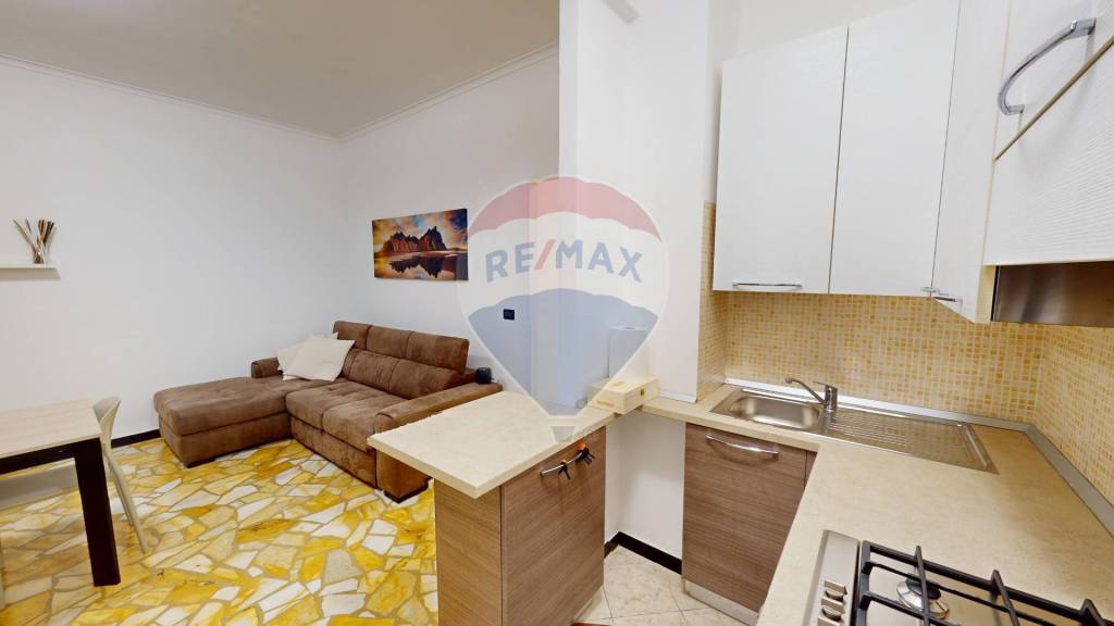 appartamento in vendita a Genova in zona Sestri Ponente