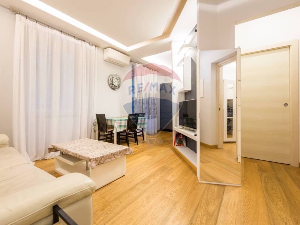 appartamento in vendita a Genova in zona Sestri Ponente