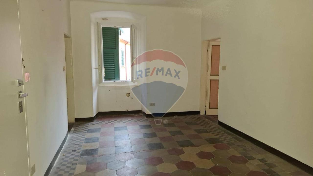 appartamento in vendita a Genova in zona Voltri