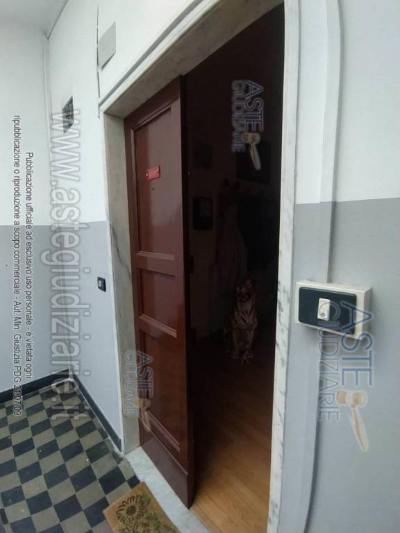appartamento in vendita a Genova in zona Sestri Ponente