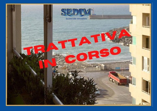 appartamento in vendita a Genova in zona Foce