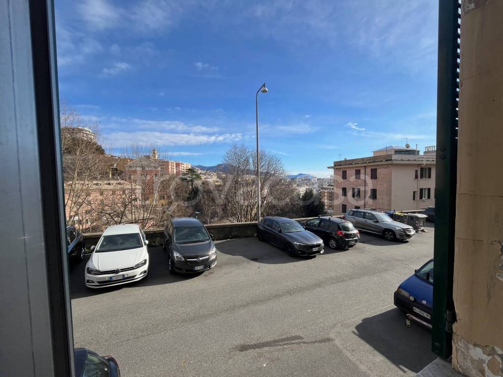 appartamento in vendita a Genova in zona DiNegro
