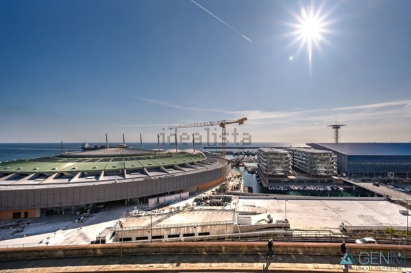 appartamento in vendita a Genova in zona Carignano