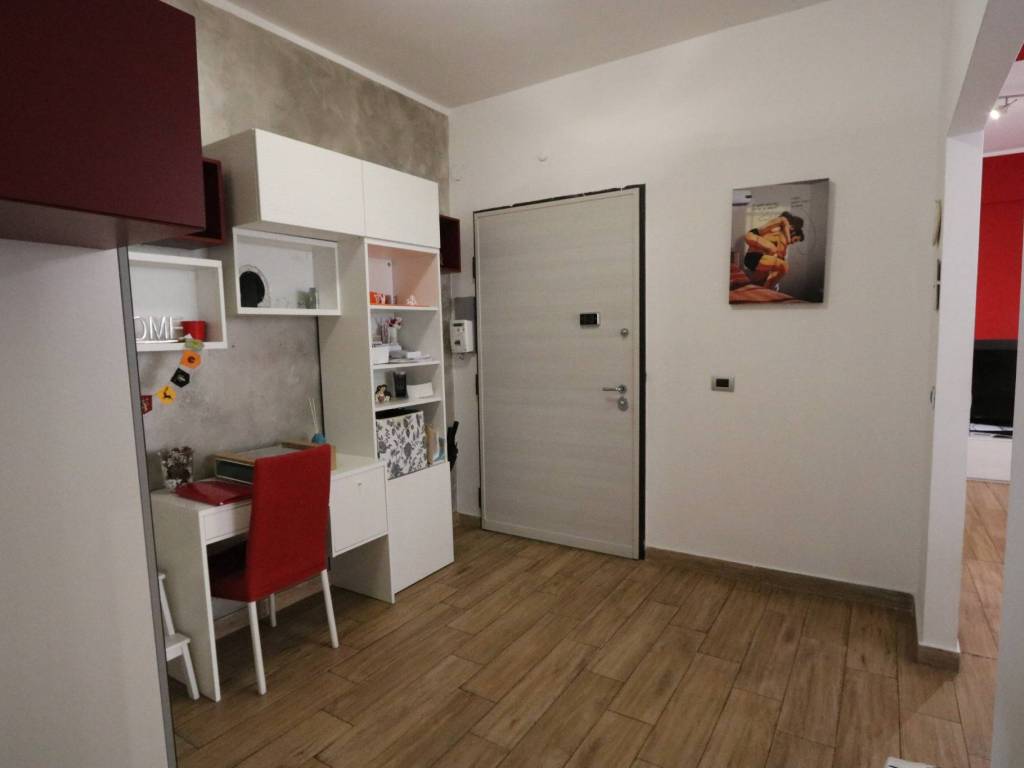 appartamento in vendita a Genova in zona Rivarolo