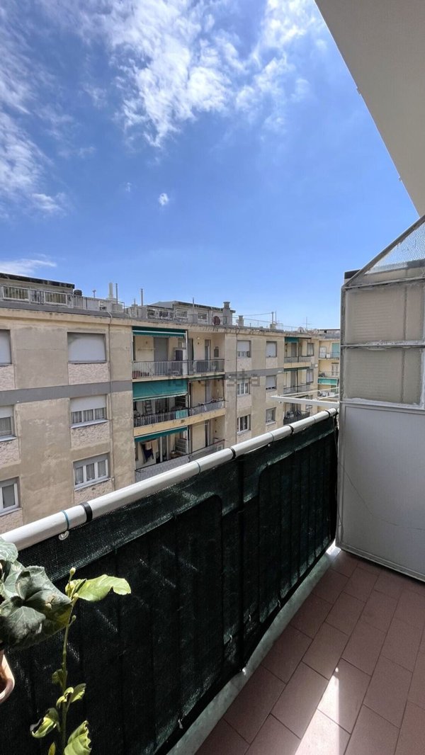 appartamento in vendita a Genova in zona Lagaccio / Granarolo