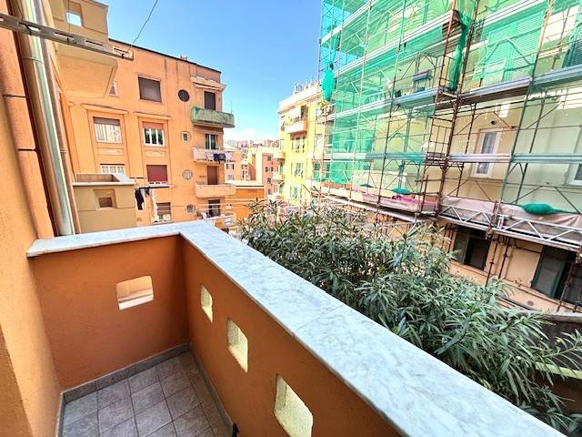 appartamento in vendita a Genova in zona Sampierdarena