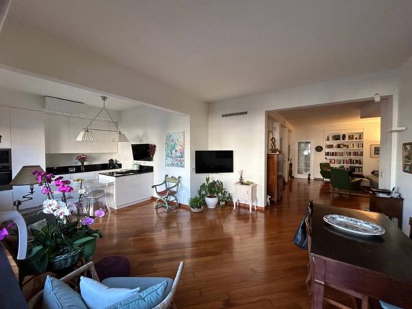 appartamento in vendita a Genova in zona Albaro