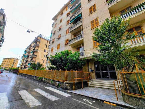 appartamento in vendita a Genova in zona Molassana
