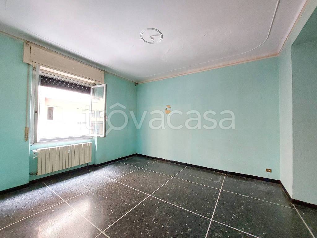 appartamento in vendita a Genova in zona Sampierdarena