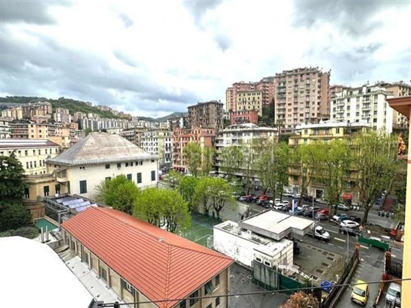 appartamento in vendita a Genova in zona Marassi