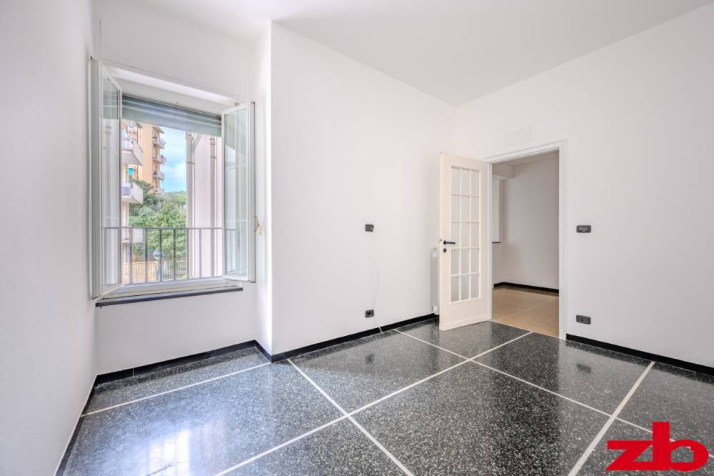 appartamento in vendita a Genova in zona Apparizione