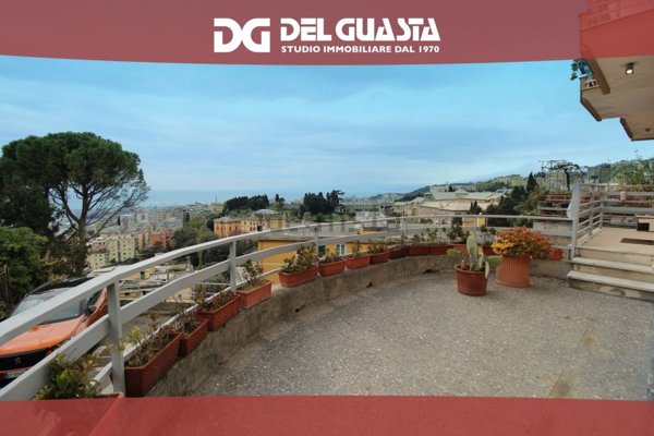 appartamento in vendita a Genova in zona Castelletto