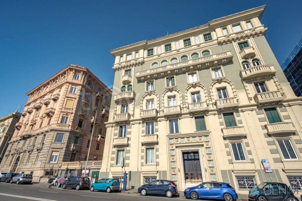 appartamento in vendita a Genova in zona Carignano