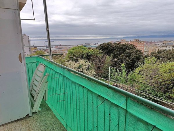 appartamento in vendita a Genova in zona Sampierdarena