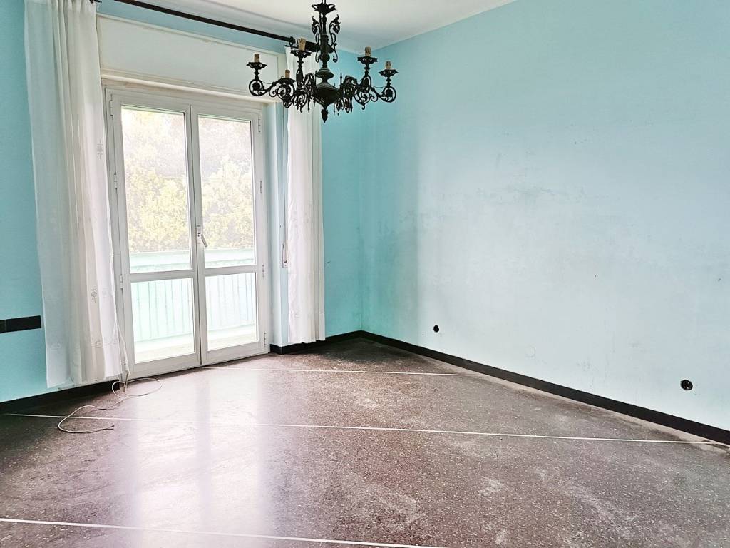 appartamento in vendita a Genova in zona Sampierdarena