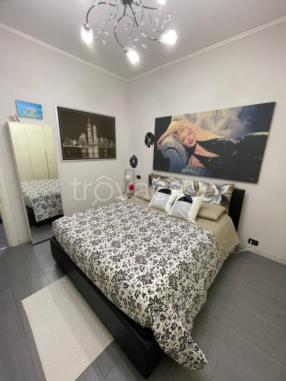 appartamento in vendita a Genova in zona Sestri Ponente