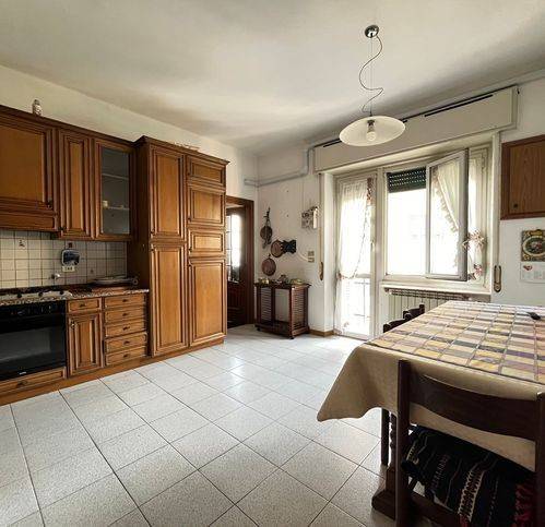 appartamento in vendita a Genova in zona Pegli