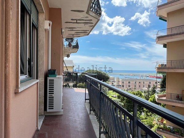 appartamento in vendita a Genova in zona Multedo