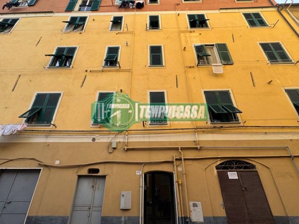appartamento in vendita a Genova in zona Sestri Ponente