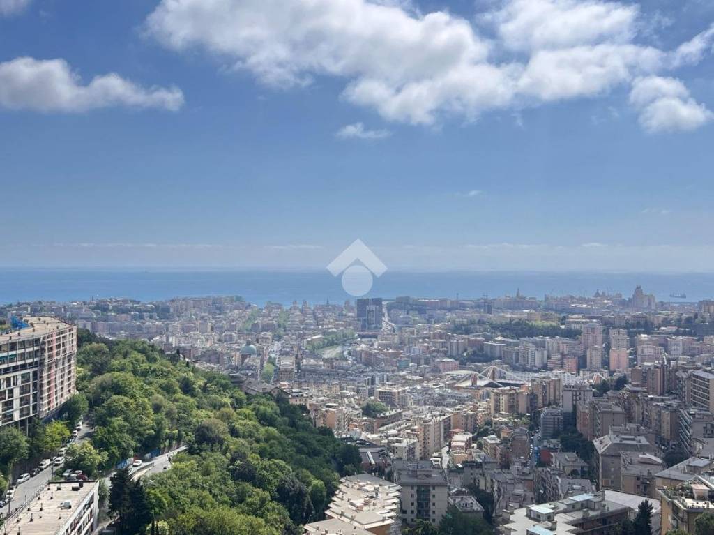appartamento in vendita a Genova in zona Marassi