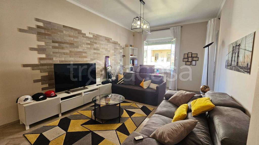 appartamento in vendita a Genova in zona Marassi