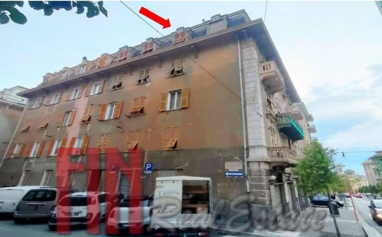 appartamento in vendita a Genova in zona Sestri Ponente
