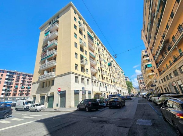 appartamento in vendita a Genova in zona Foce